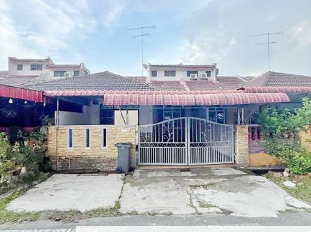 House for sale in Batu Pahat, Johor