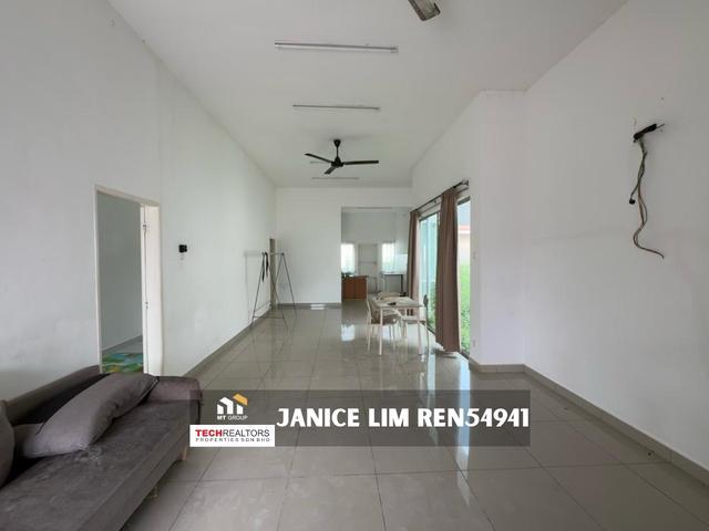Bungalow for sale in Wellesley, Penang