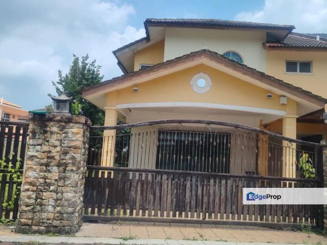 House for sale in Malaka