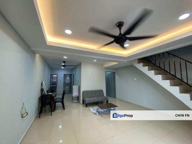 House for sale in Malaka
