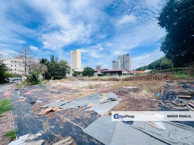 House for sale in Malaka