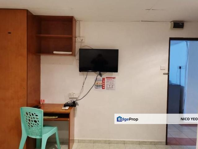 Shop for sale in Malaka