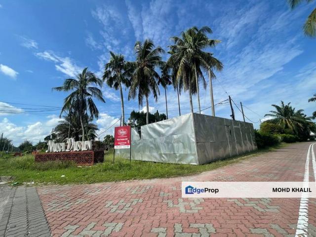 Shop for sale in Malaka