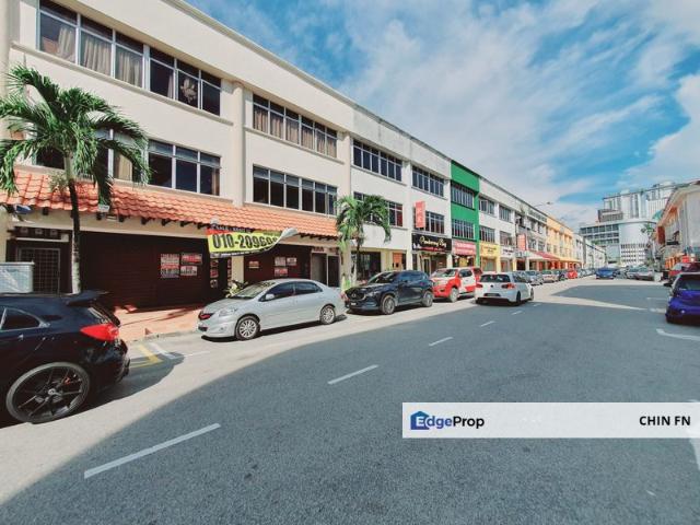 Shop for sale in Malaka