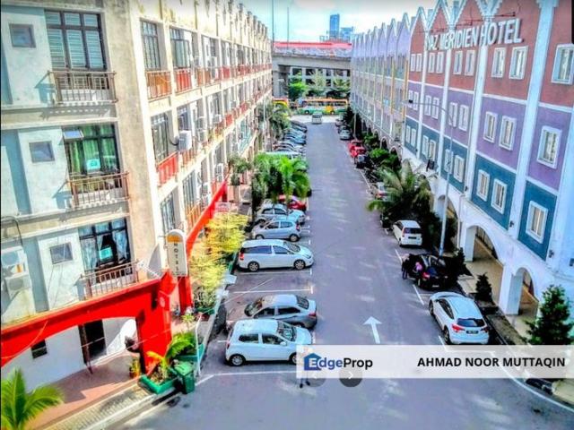 Shop for sale in Malaka