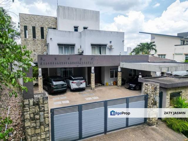 House for sale in Country Heights Damansara, Kuala Lumpur