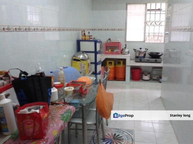 House for sale in Country Heights Damansara, Kuala Lumpur