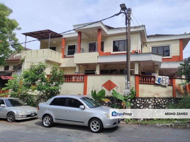 House for sale in Country Heights Damansara, Kuala Lumpur