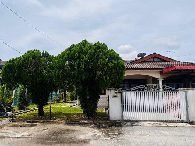 Residential House for sale in Kuala Kedah, Kedah