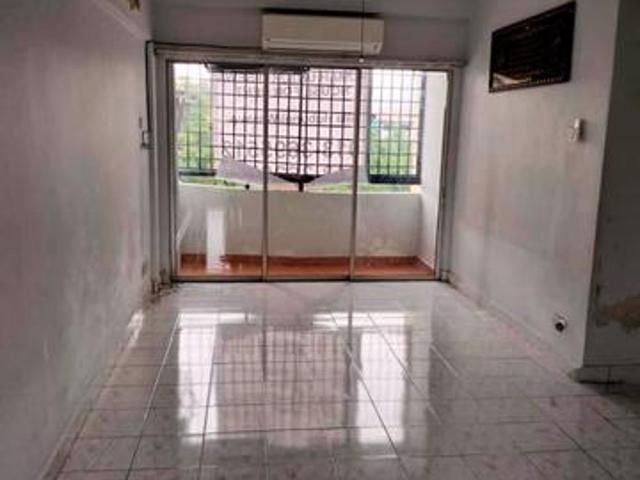 Apartment for sale in Country Heights Damansara, Kuala Lumpur