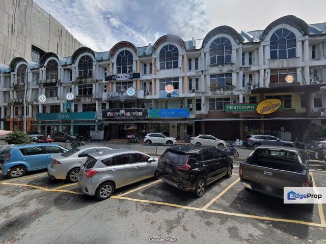 Shop for rent in Taman Melawati, Selangor