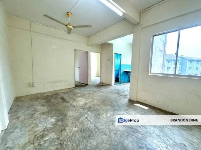 Flat for sale in Yong Peng, Batu Pahat