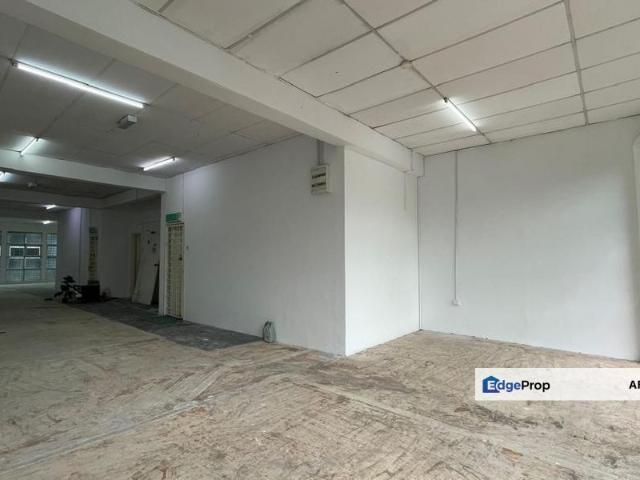 Shop for rent in Taman Melawati, Selangor