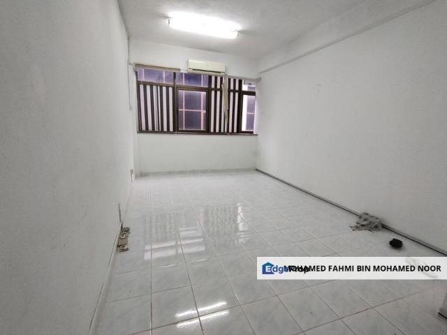 Shop for sale in Taman Melawati, Selangor