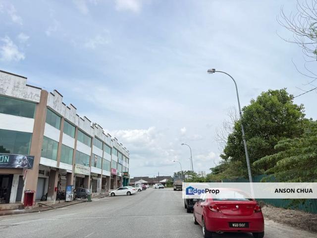 Shop for sale in Bukit Ledang, Johor