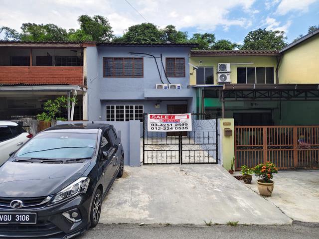 Terraced House for sale in Langat, Selangor