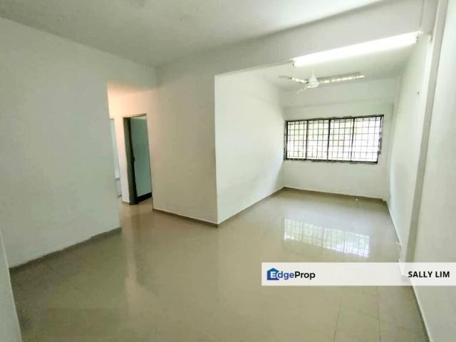 Flat for sale in Bukit Ledang, Johor