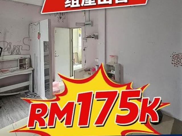 Flat for sale in Bukit Ledang, Johor
