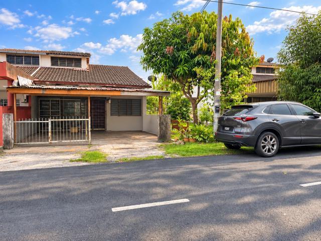Terraced House for sale in Country Heights Damansara, Kuala Lumpur