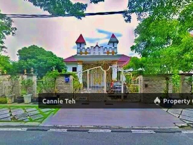 Bungalow for rent in Taman Melawati, Selangor