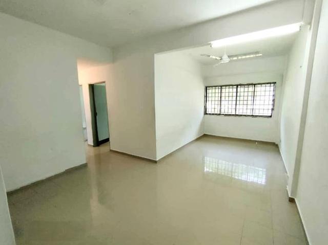 Flat for sale in Bukit Ledang, Johor