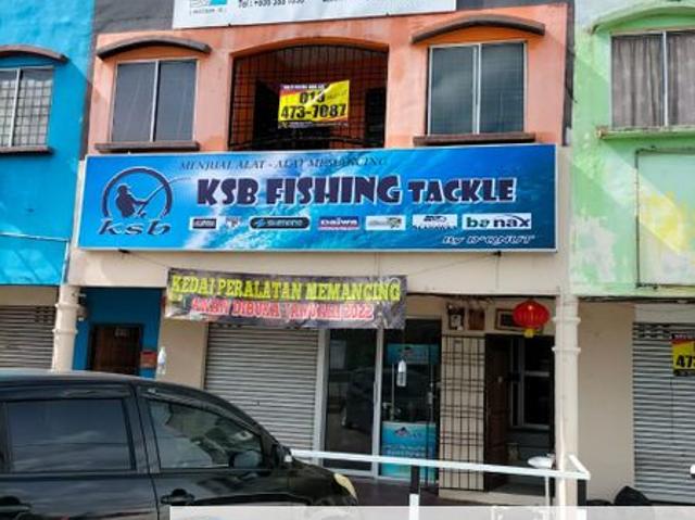Shop for sale in Malaka