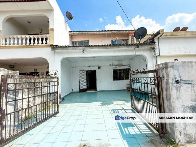 House for sale in Langat, Selangor