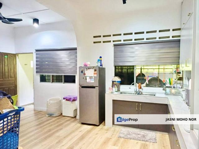 House for sale in Langat, Selangor