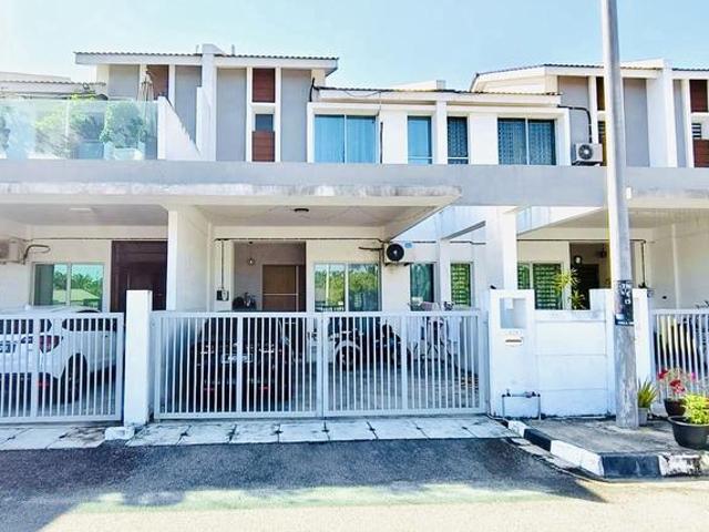 Terraced House for sale in Wellesley, Penang