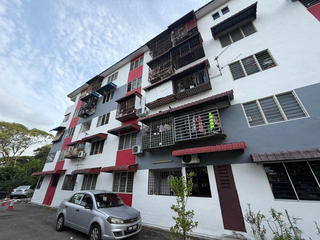 Flat for sale in Wellesley, Penang