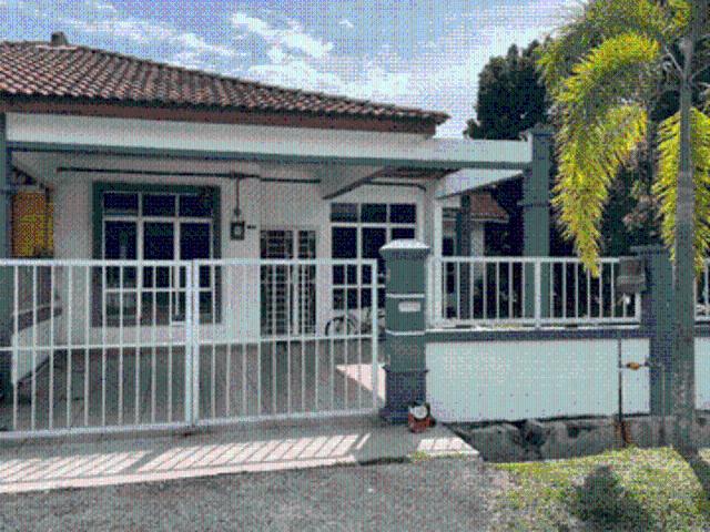 House for rent in Malaka