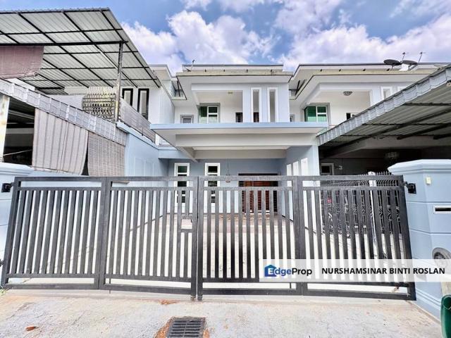 House for sale in Malaka