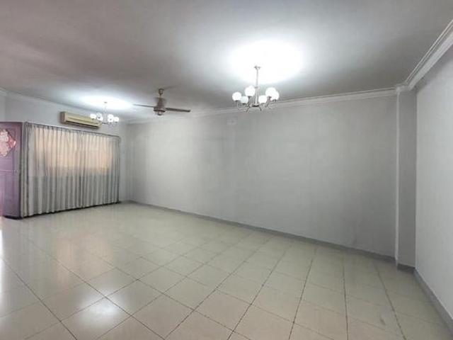 Terraced House for sale in Petaling, Subang Jaya