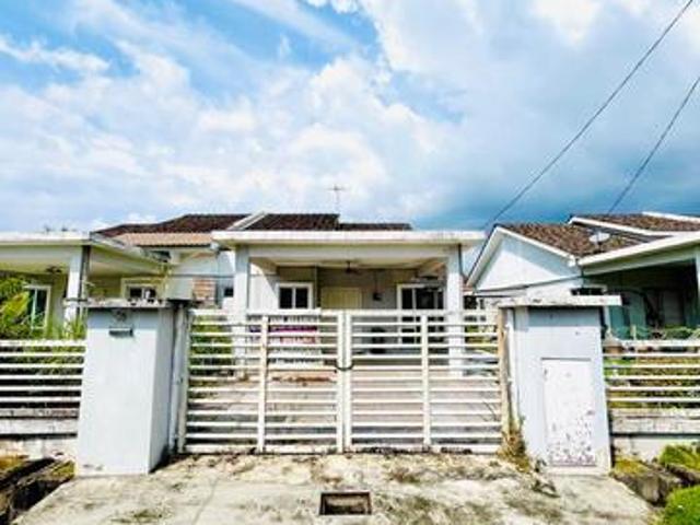 Residential House for sale in Sik Dalam, Kedah