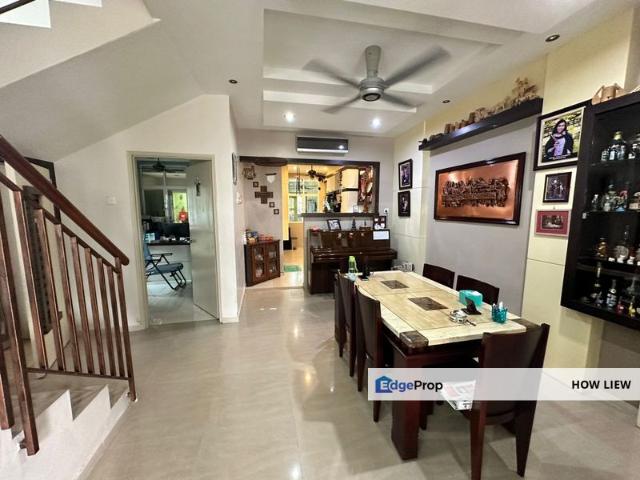 House for sale in Malaka