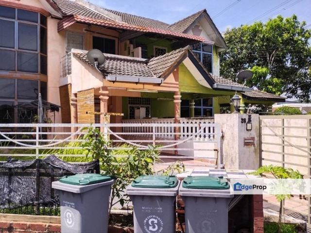 House for sale in Malaka