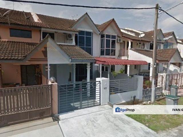 House for sale in Malaka