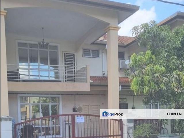 House for sale in Malaka