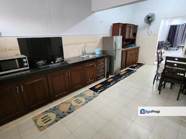 House for rent in Malaka