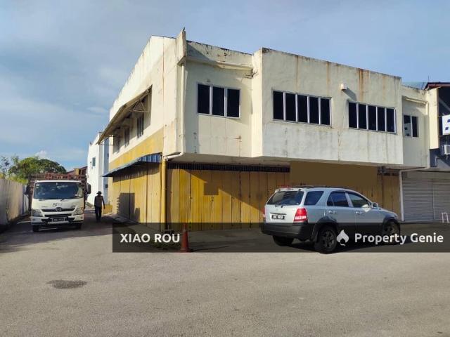 Shop for sale in Malaka