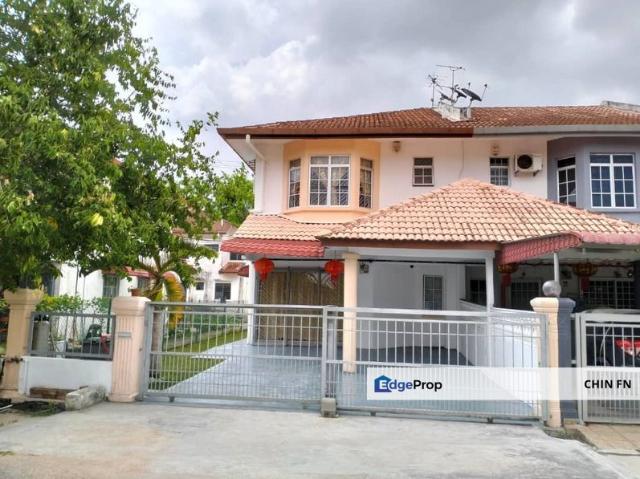 House for sale in Malaka