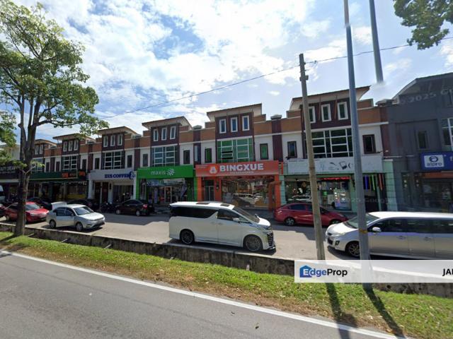 Shop for sale in Malaka