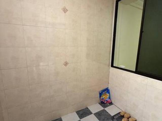 Terraced House for sale in Malaka