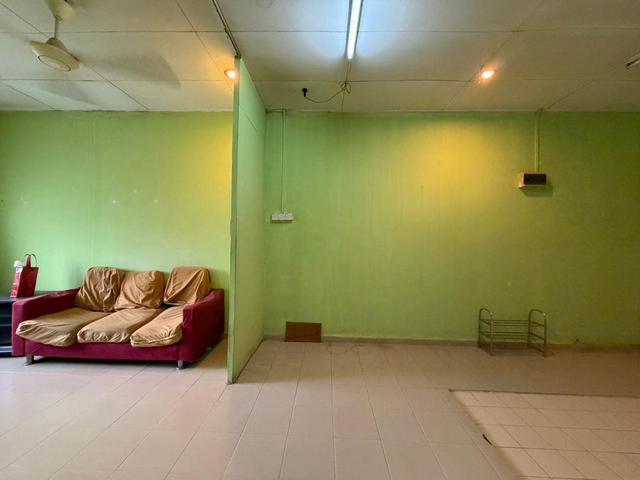 Townhouse for sale in Malaka