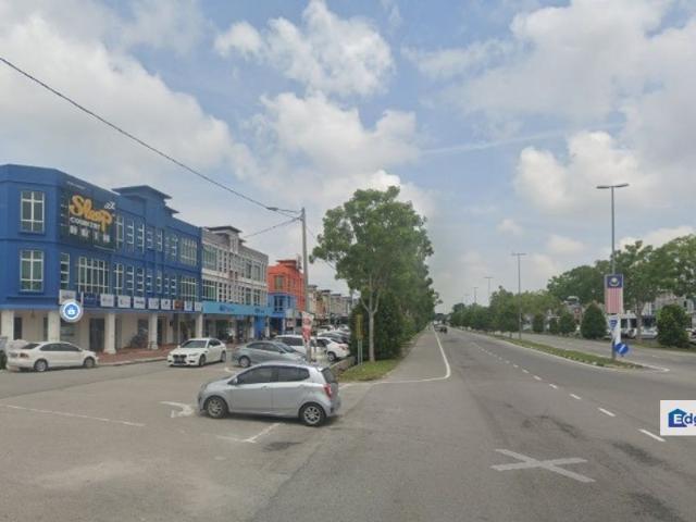 Shop for rent in Malaka