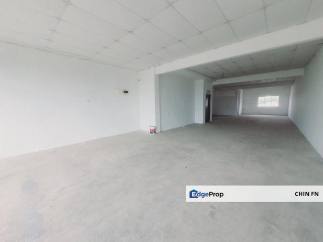 Shop for rent in Malaka