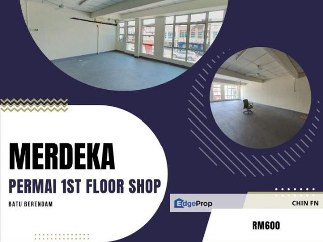 Shop for rent in Malaka