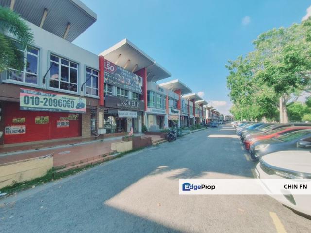 Shop for rent in Malaka