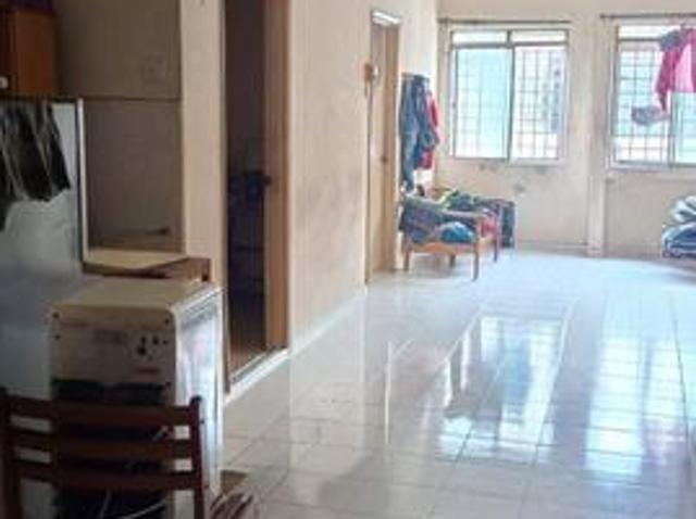 Apartment for sale in Malaka