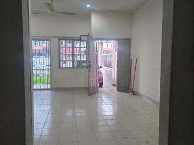 Terraced House for rent in Bandaraya Klang, Klang